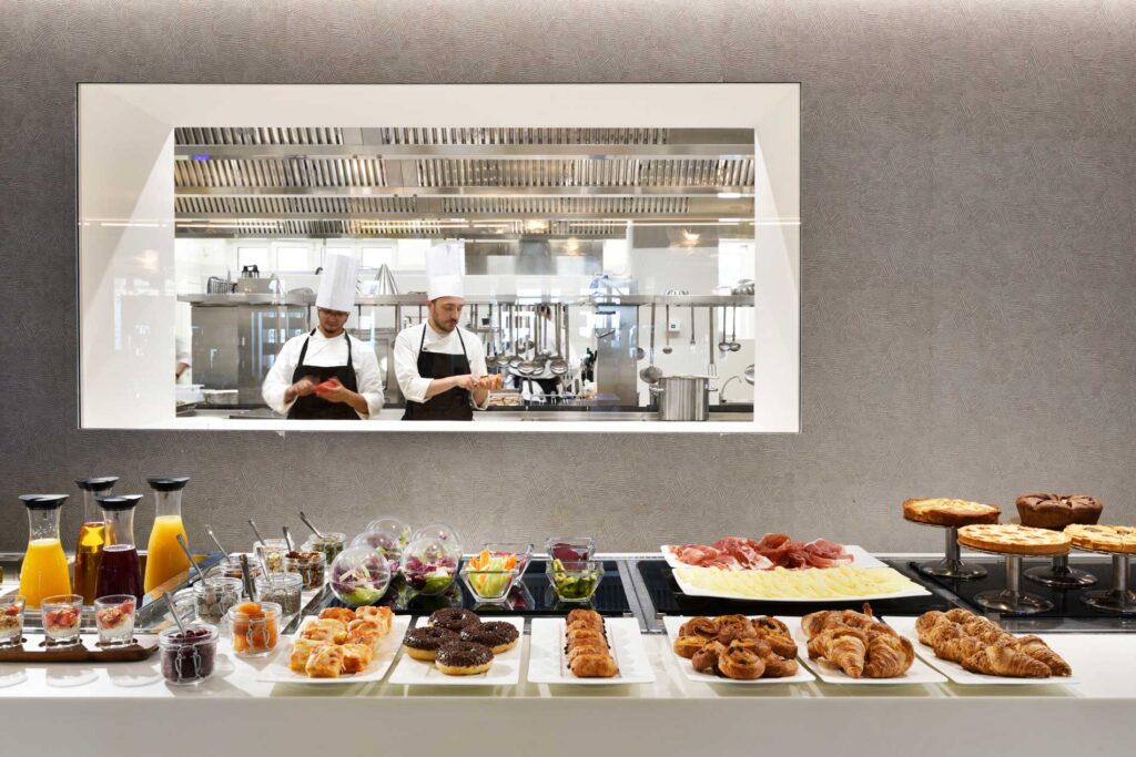 35-The-Sense-Breakfast_o Colazione The Sense resort al mare in Toscana